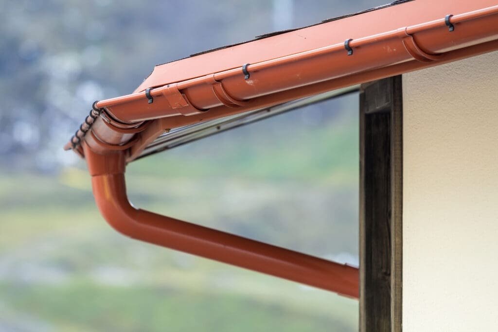 Copper vs Aluminum Gutters