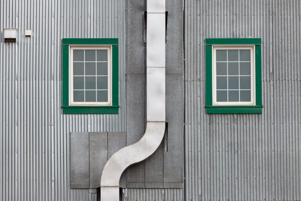 Essential Commercial Gutter Replacement Tips for Martinsburg Businesses